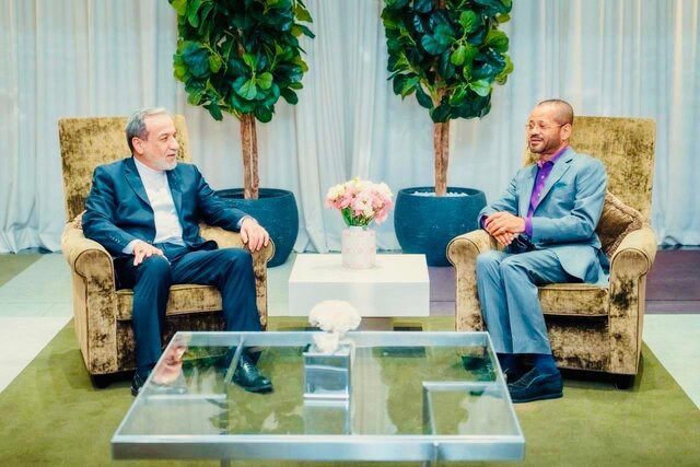 بیانیه وزارت خارجه عمان درباره دیدار «عراقچی» با «ابوسعیدی» در ژنو