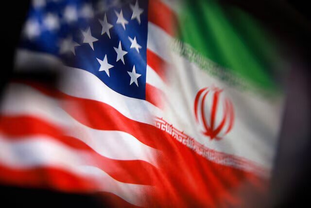 منبع آگاه به فارس: ادعای امضای توافق در روز یکشنبه در ژنو کذب محض است