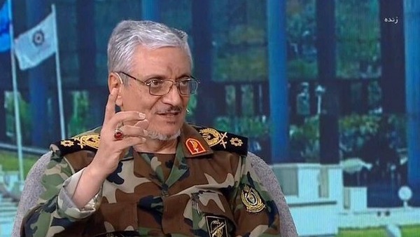 سخنگوی وزارت دفاع: دست به ماشه آماده دفاع از ملت ایران هستیم