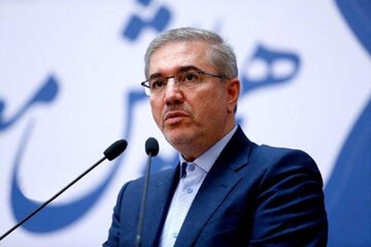 رئیس سابق سازمان برنامه: باید یارانه ۴ دهک از خانوارهای کشور حذف شود