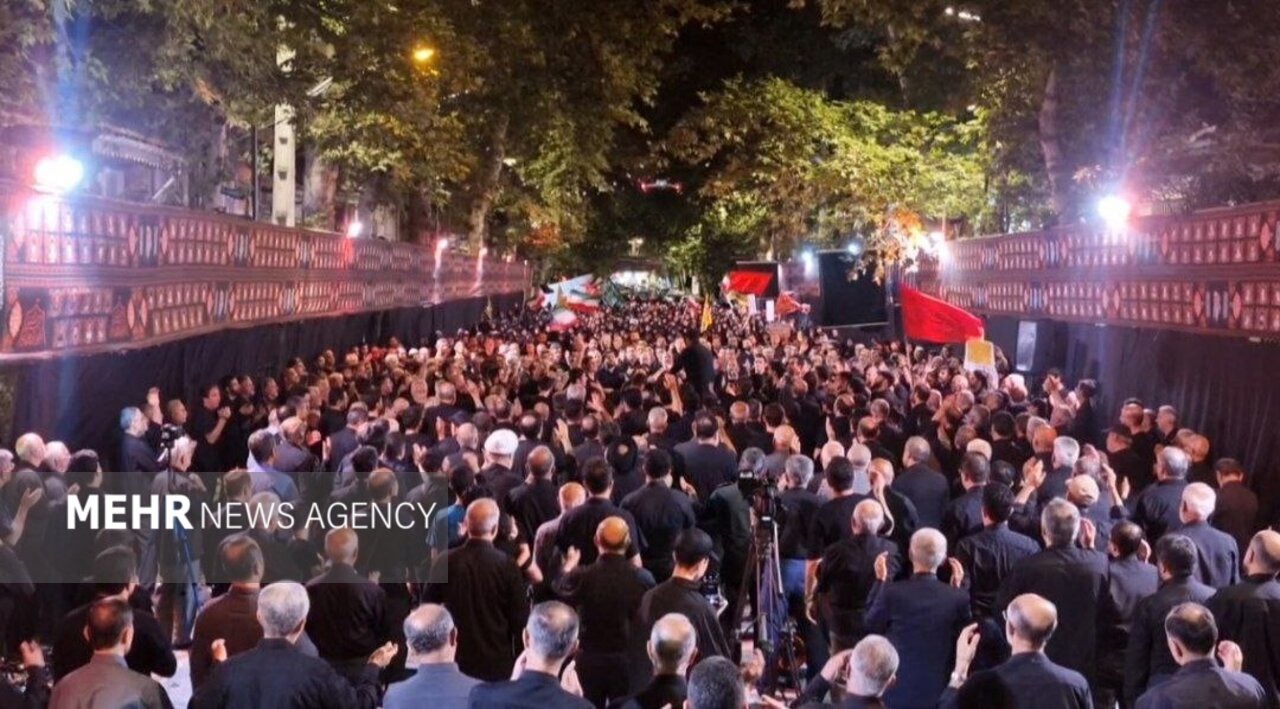 عزاداری مردم لاهیجان در شب تاسوعای حسینی