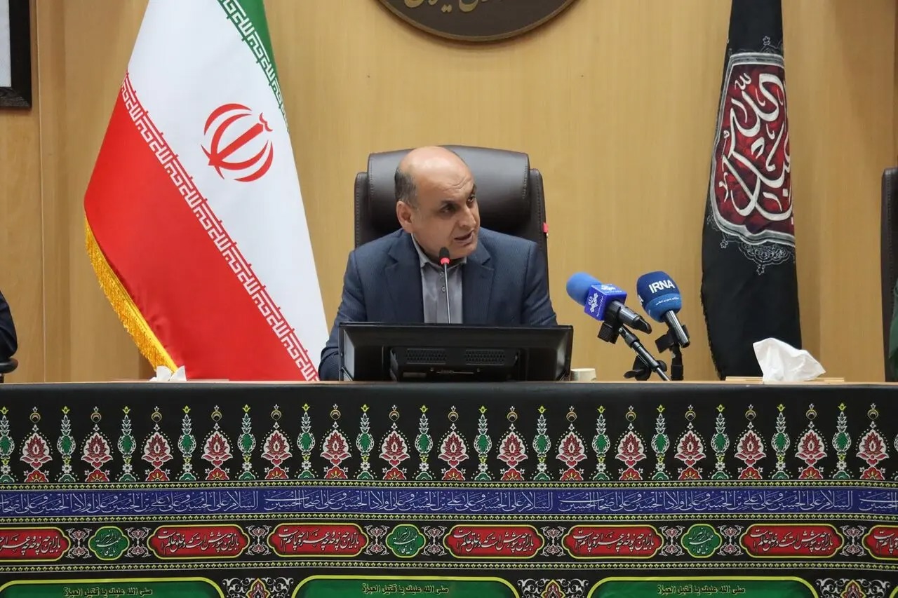 وداع مردم گیلان با "آقای شهید ایران" با یاد ۱۶۸ دانش آموز میناب