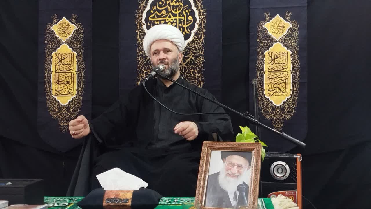 الگوبرداری از سیره امام سجاد(ع) راه رسیدن به قله تمدن اسلامی است