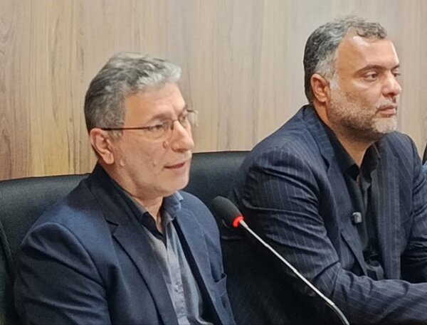 رضایی: خدمت بی‌منت راهبرد اصلی عبور از چالش‌ های اقتصادی است