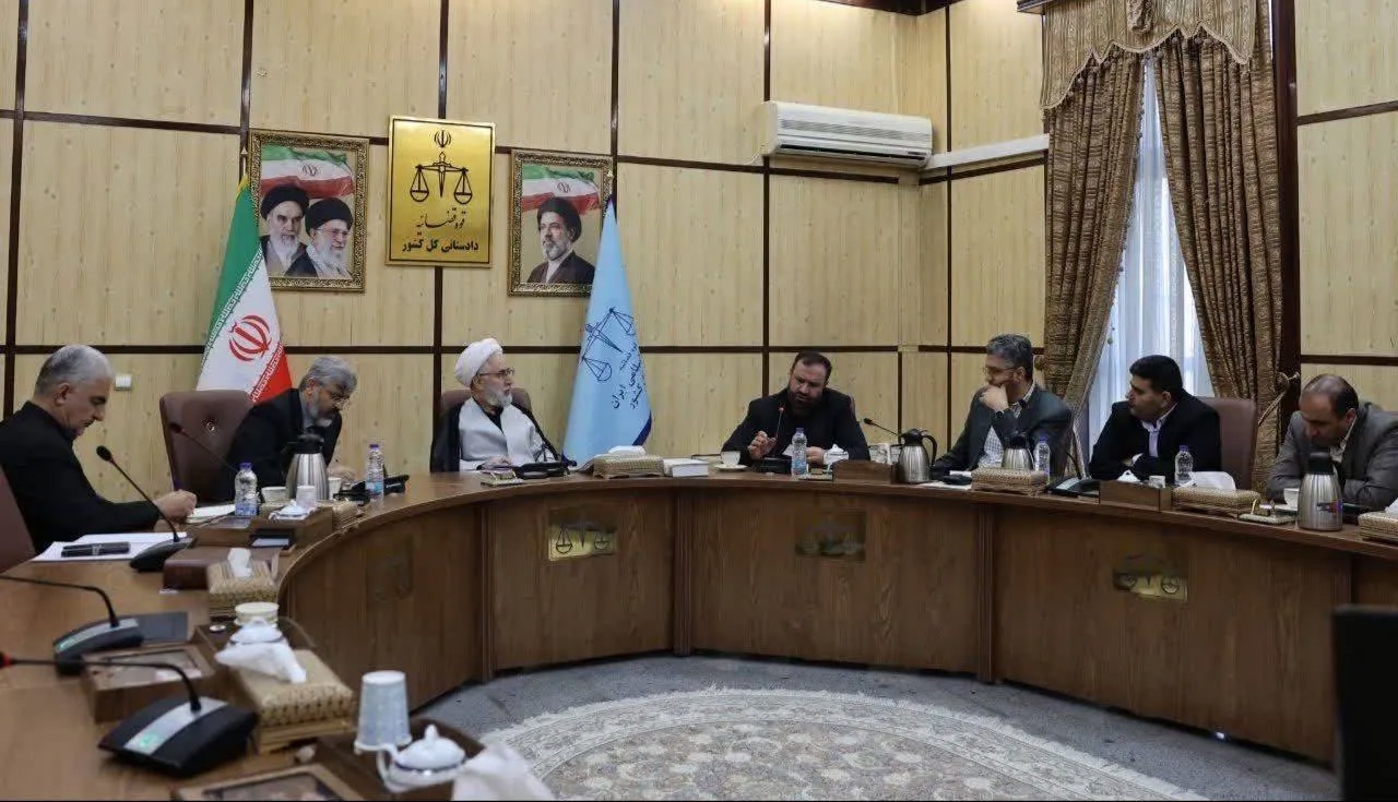 کیفرخواست پرونده شهادت رهبر شهید انقلاب و شهدای مدرسه میناب و لامرد بزودی صادر می‌شود