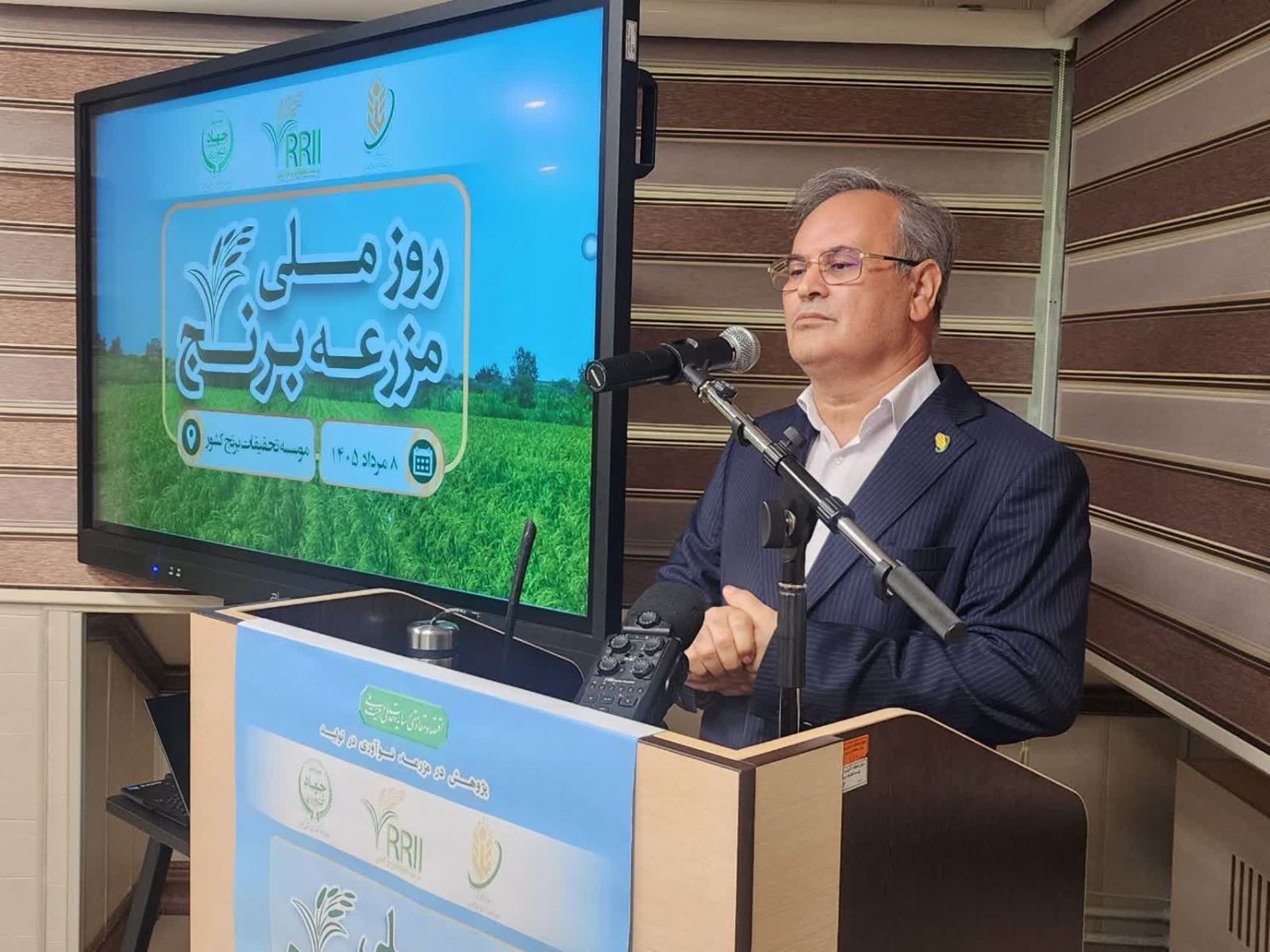 راه اندازی ۶۵ مزرعه الگویی برای ۶ محصول کشاورزی در کشور