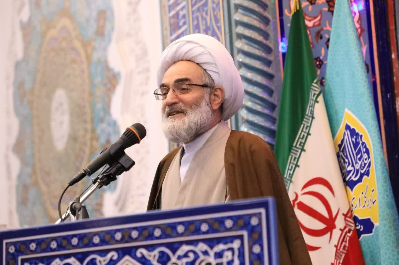 امام جمعه رشت: مقاومت تا خروج کامل آمریکا از منطقه ادامه دارد