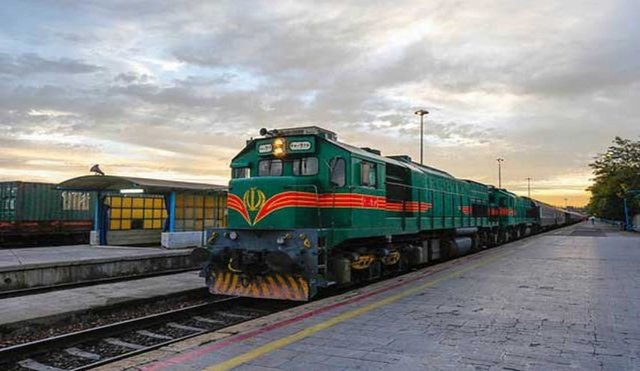 اختلال در سامانه‌های فروش بلیت قطارهای مسافری