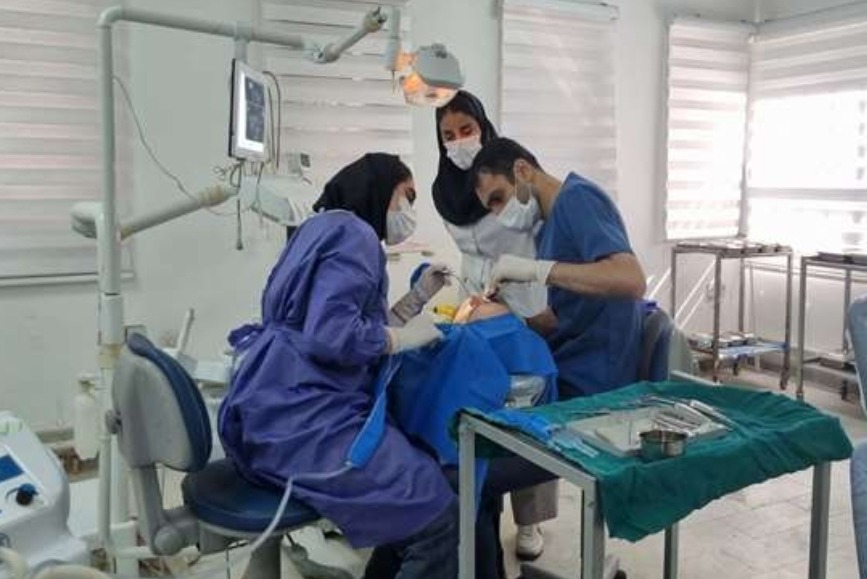انجام موفقیت‌آمیز نخستین عمل پیوند استخوان و ایمپلنت در کلینیک ویژه تخصصی دندانپزشکی گیلان