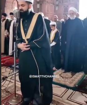 رئیس قوه قضاییه در نماز جمعه دهلی به امام جماعت اهل تسنن اقتدا‌ کرد