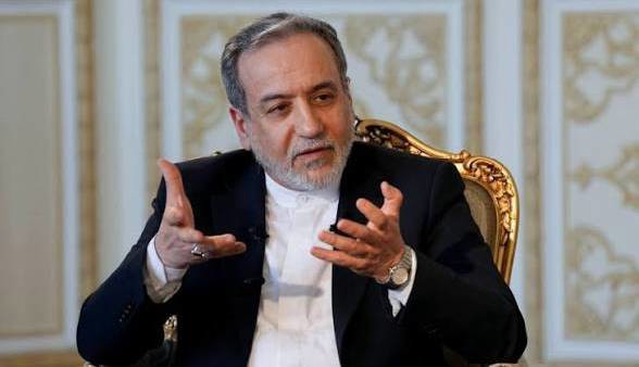 عراقچی: دستورکار نشست فردای عمان، مسیر دریایی جدید در تنگه هرمز است