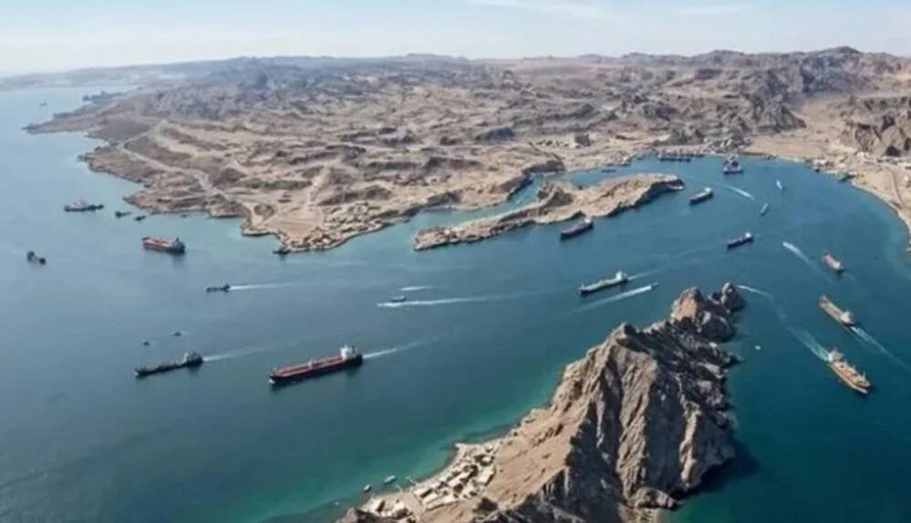 ادعای خبرنگار اکسیوس: عربستان خواستار اصلاح توافق ایران و عمان درباره تنگه هرمز شد