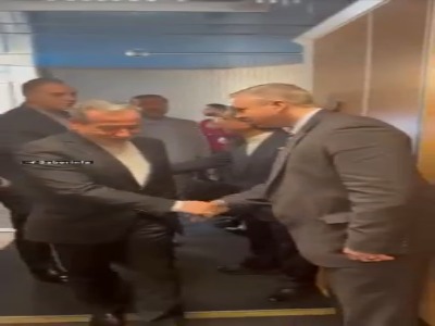 اسکورت ویژه عراقچی توسط سرویس مخفی ایالات متحده در بدو ورود وی به فرودگاه نیویورک