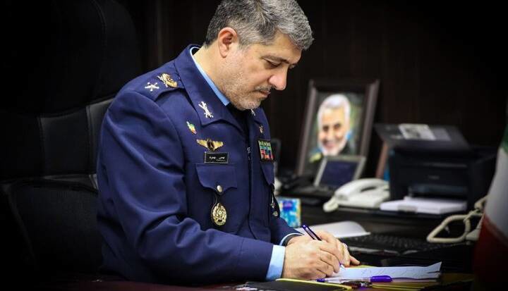 فرمانده نیروی هوایی ارتش: راه شهیدان همچنان زنده و پرچم عزت این ملت همچنان برافراشته است