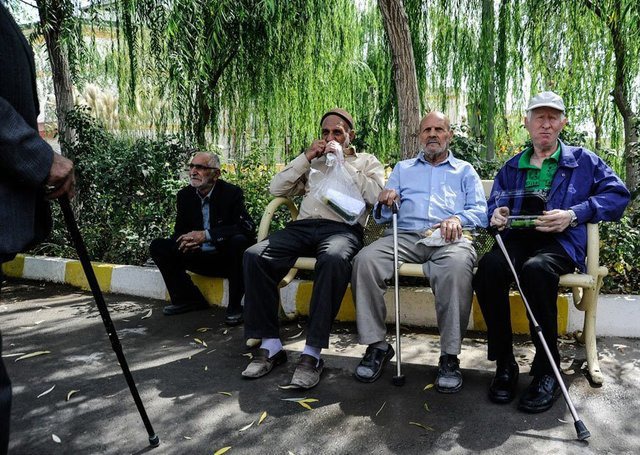 نسخه کامل، داروی ناقص؛ روایتی دیگر از درمان بازنشستگان