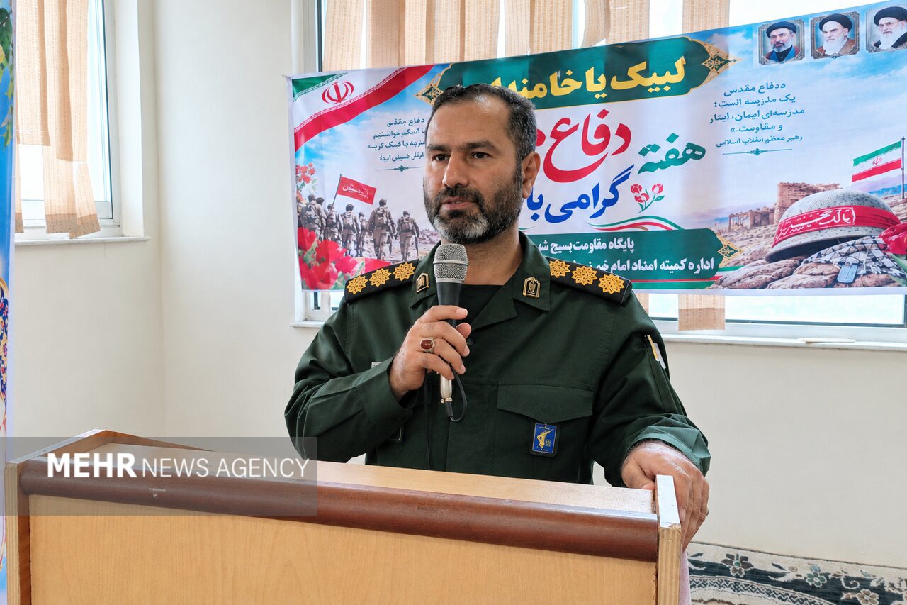 فرمانده سپاه شفت: جنگ تحمیلی نهال انقلاب اسلامی را مستحکم‌تر کرد