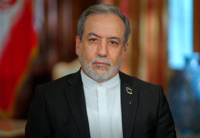 عراقچی: هیات ایرانی از آمریکا اخراج نشد