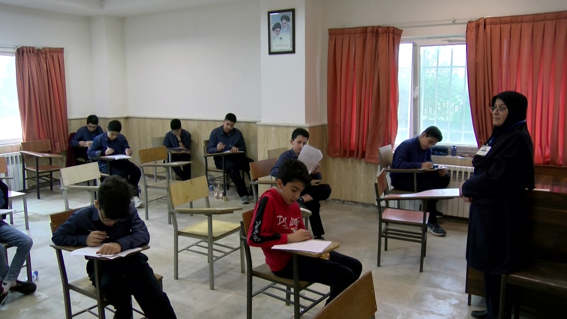رقابت ۳۰۰ دانش‌آموز گیلانی در رویداد نبوغ الگوریتمی