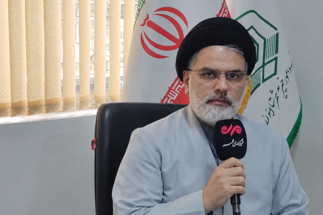 حسینی اشکوری: ظرفیت گردشگری و فرهنگی بقاع متبرکه لنگرود شناسایی می شود
