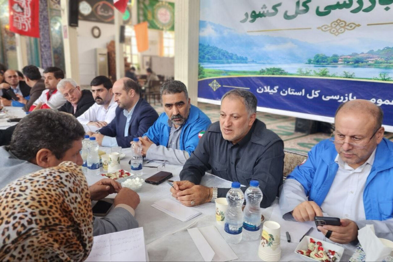برگزاری میز خدمت سازمان بازرسی گیلان در مصلای آستارا