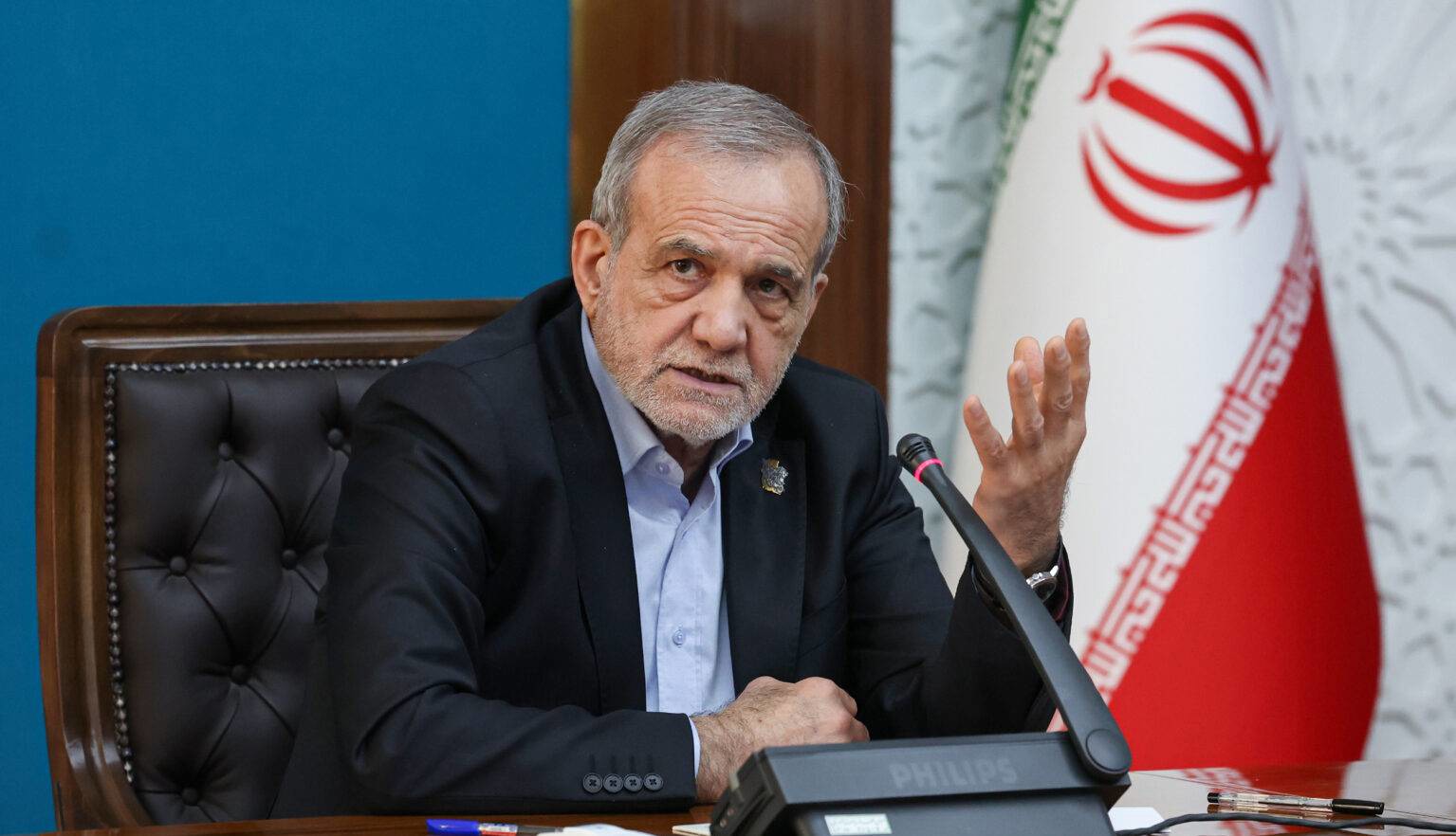 رئیس‌جمهور: دفاع ایران فقط موشک نیست؛ مردم و وحدت ملی نیز قدرت دفاعی کشور هستند