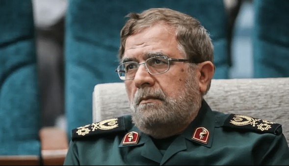 سردار ایزدی: موشک‌های سپاه شناورهای دشمن را ۷۰۰ کیلومتر دور کرد