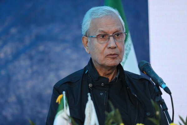 ربیعی: پارلمان نوجوانان باید به تمرین تصمیم‌گیری جمعی تبدیل شود